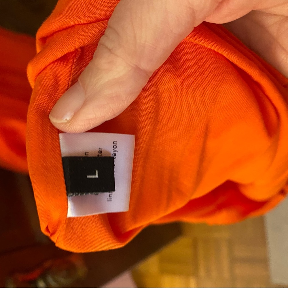 Chic Casual Dress in Bright Orange with Comfortable Fit and Stylish Design - Picture 5 of 5